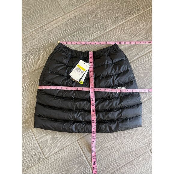 STUSSY X NIKE Black Puffer Streetwear Mini Skirt Size Small NWT - Picture 7 of 7